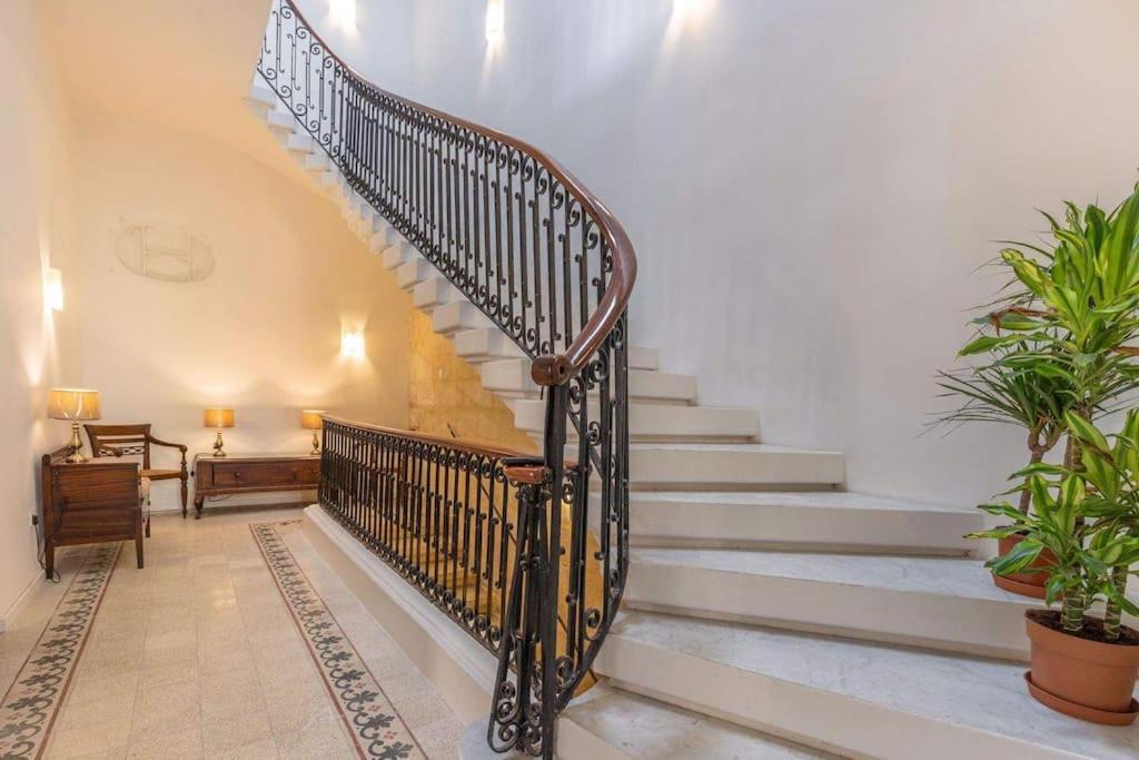 Spacious 4-Bedrooms Townhouse In Tas-Sliema Exteriér fotografie