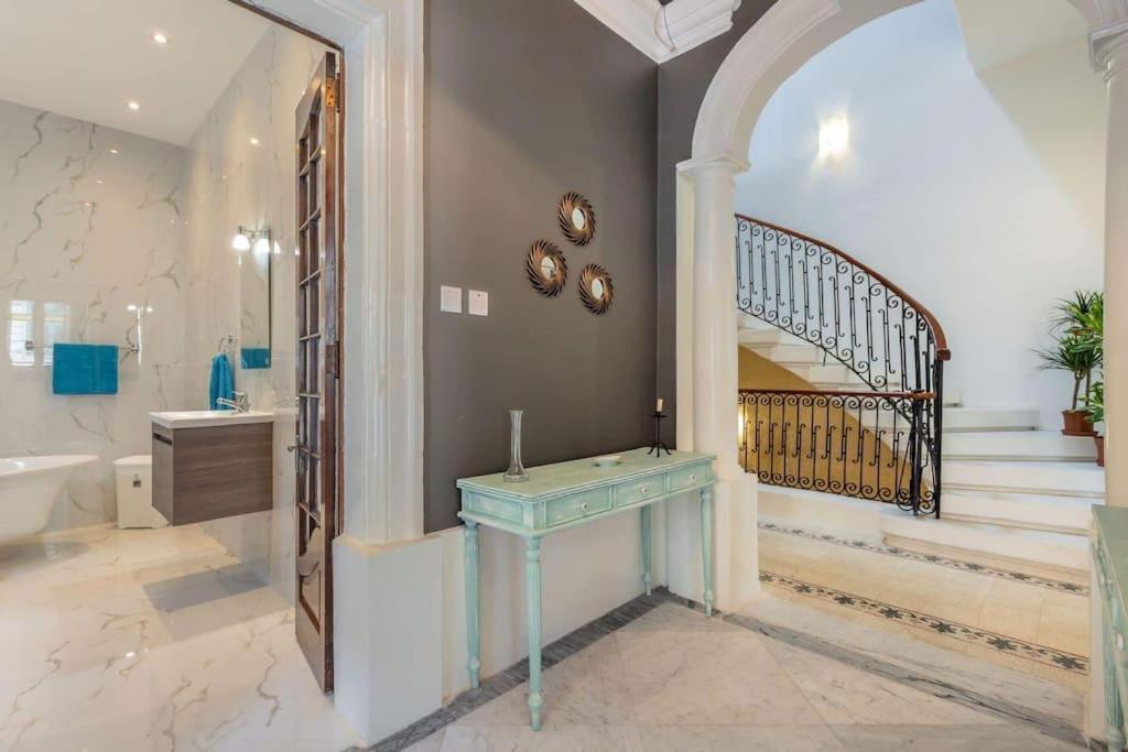 Spacious 4-Bedrooms Townhouse In Tas-Sliema Exteriér fotografie