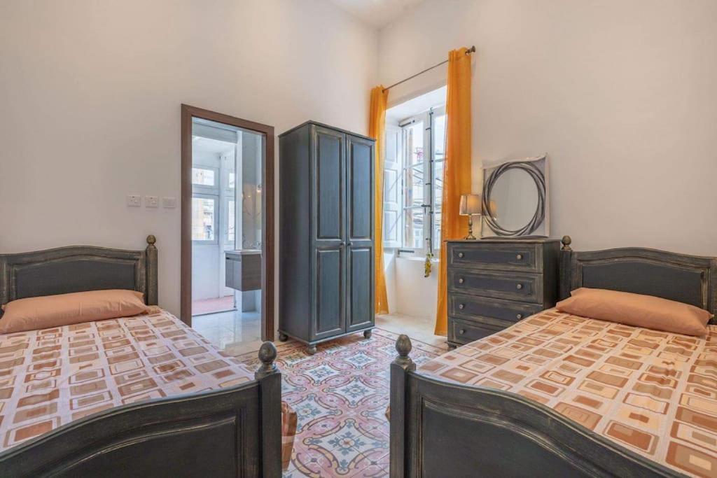 Spacious 4-Bedrooms Townhouse In Tas-Sliema Exteriér fotografie