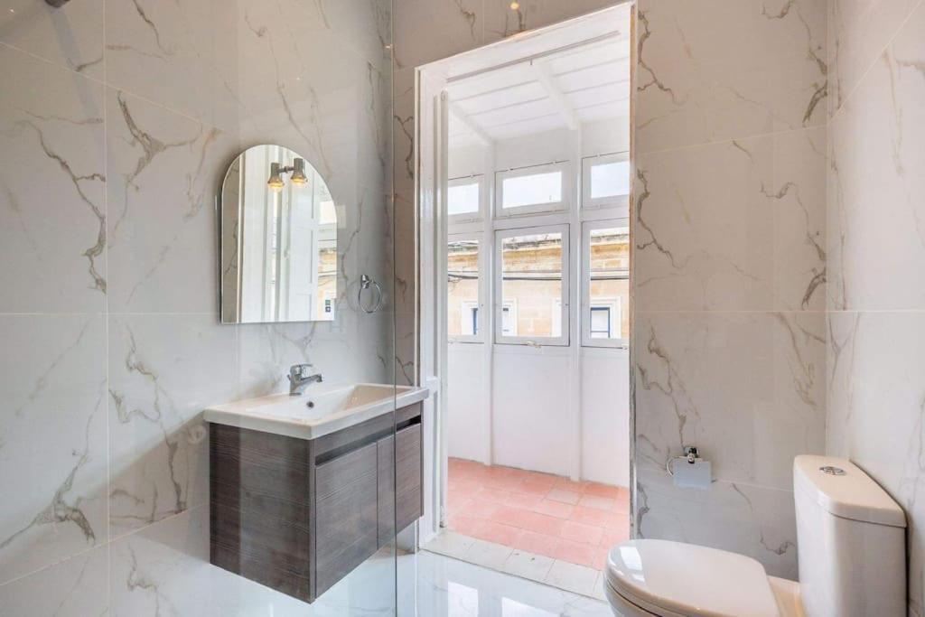 Spacious 4-Bedrooms Townhouse In Tas-Sliema Exteriér fotografie